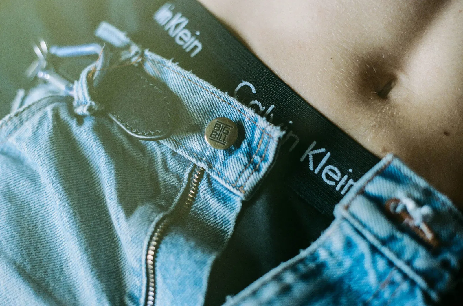 Calvin Klein holiday campaign, 6.7K purchases